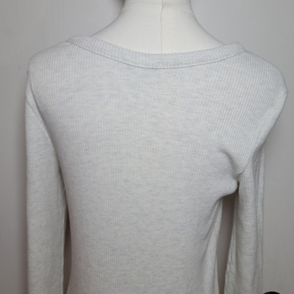 AGOLDE Maya White and Gray Scoop Neck Long Sleeve Ribbed Top Size Large - Picture 8 of 9